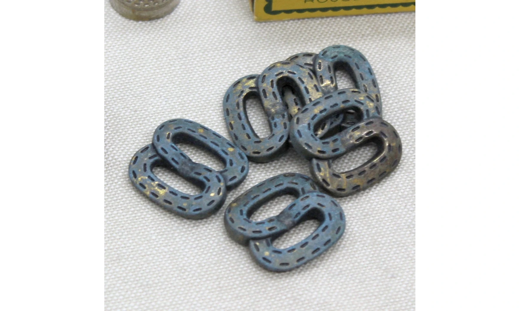 6 Boutons VINTAGE / 22MM / Métal